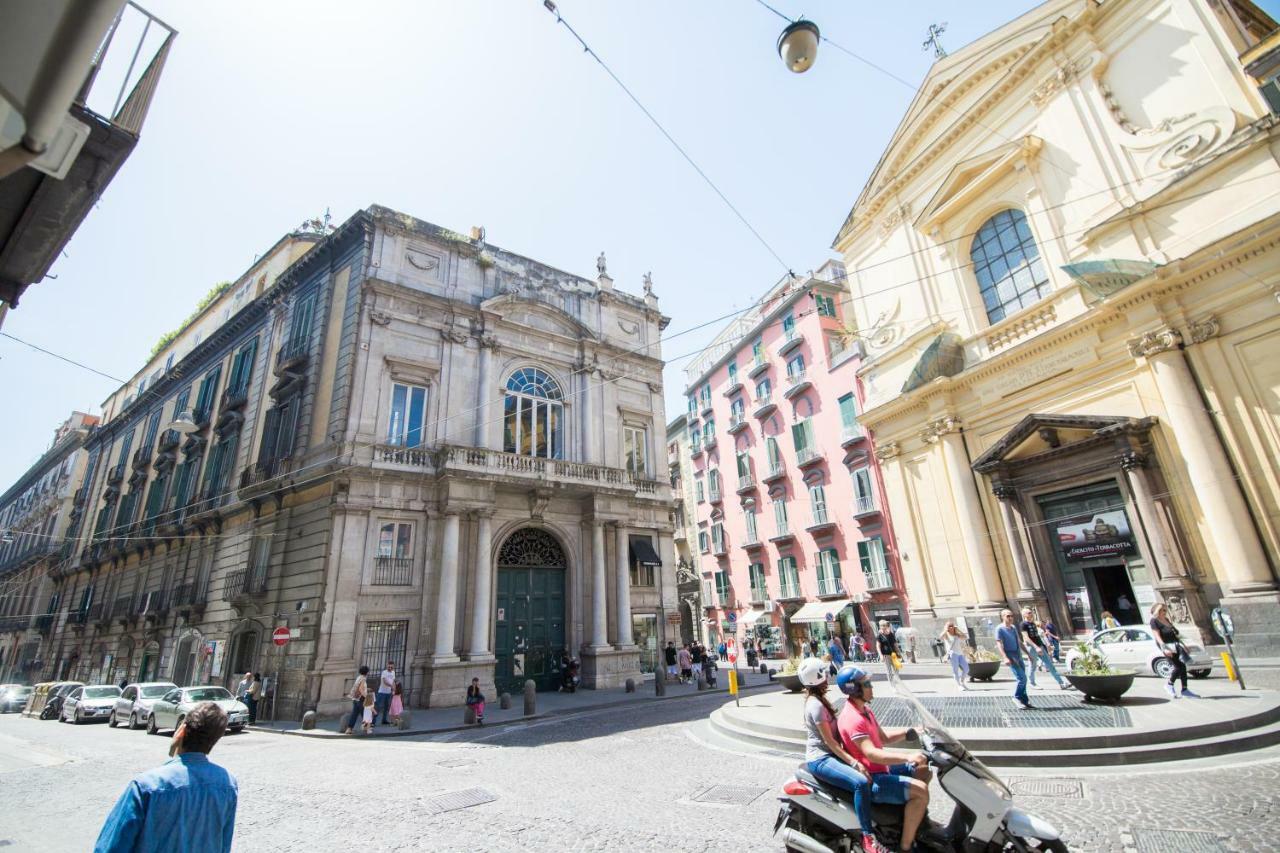 Palazzo Doria D'Angri Bed & Breakfast Naples Exterior photo